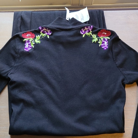 ASOS Design Curve Embroidered Rib Midi Bodycon - Picture 11 of 11